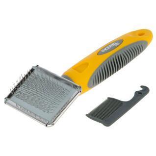Soft carding brush for rodents Kerbl
